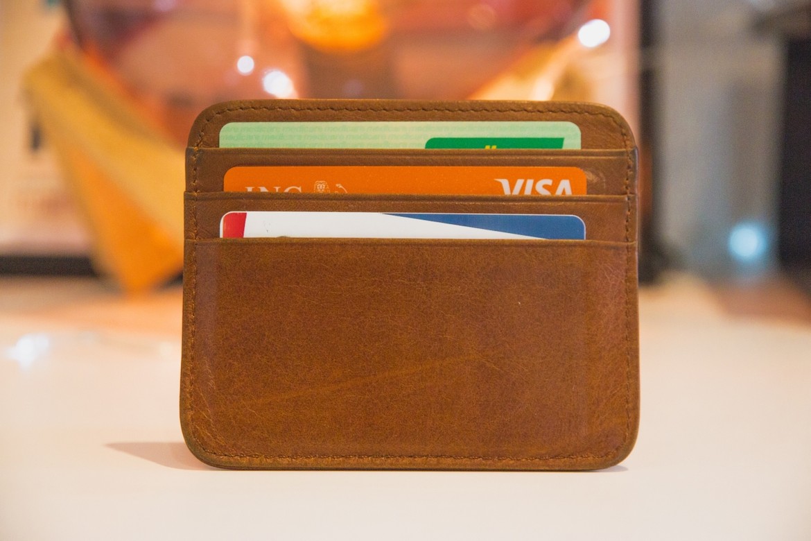 Porte feuille contenant des cartes de crédit